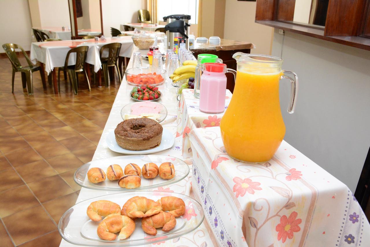 Hostal Ibiza Санта Крус де ла Сиера Екстериор снимка
