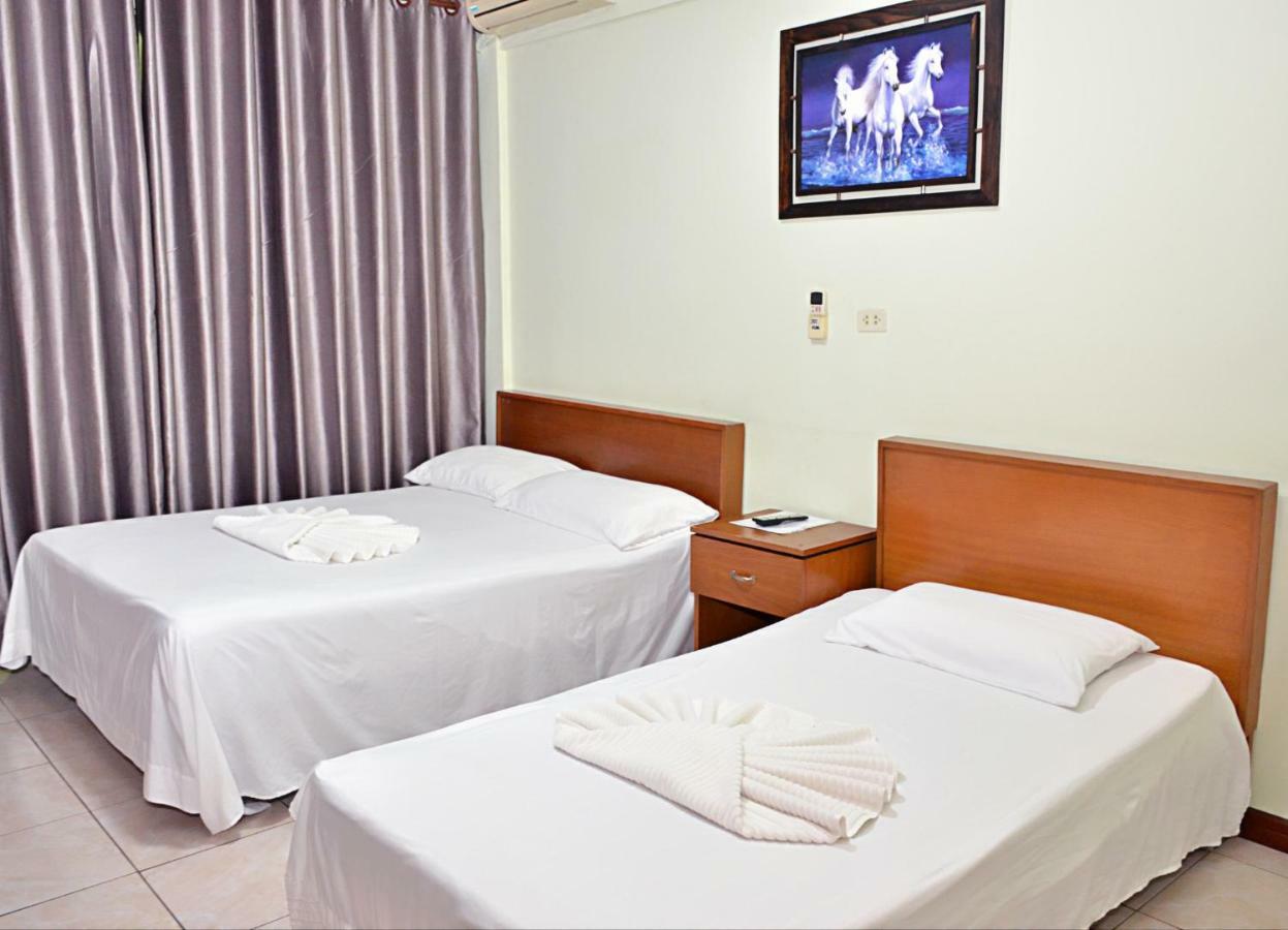 Hostal Ibiza Санта Крус де ла Сиера Екстериор снимка