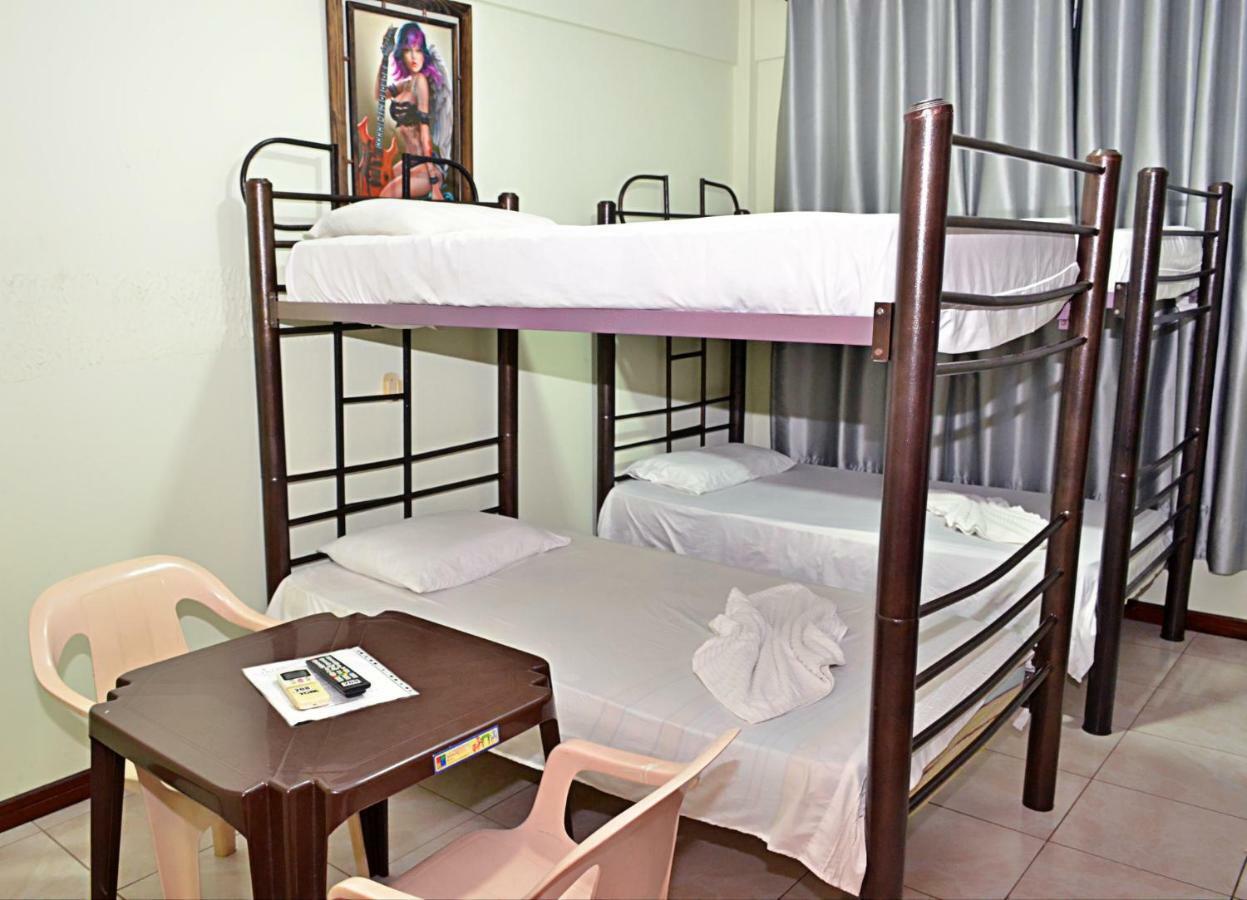 Hostal Ibiza Санта Крус де ла Сиера Екстериор снимка